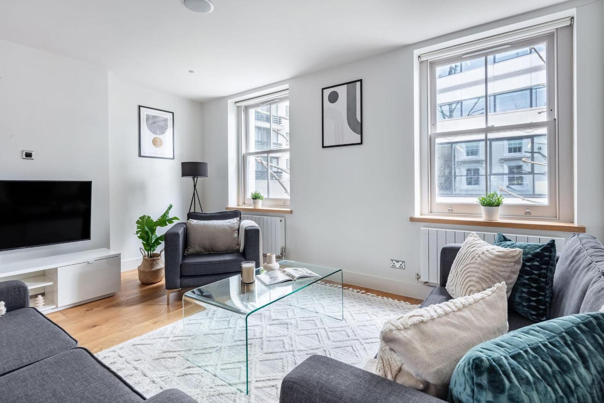 2Br In Soho - Charlotte Street - Cityapartmentstay Londra Esterno foto
