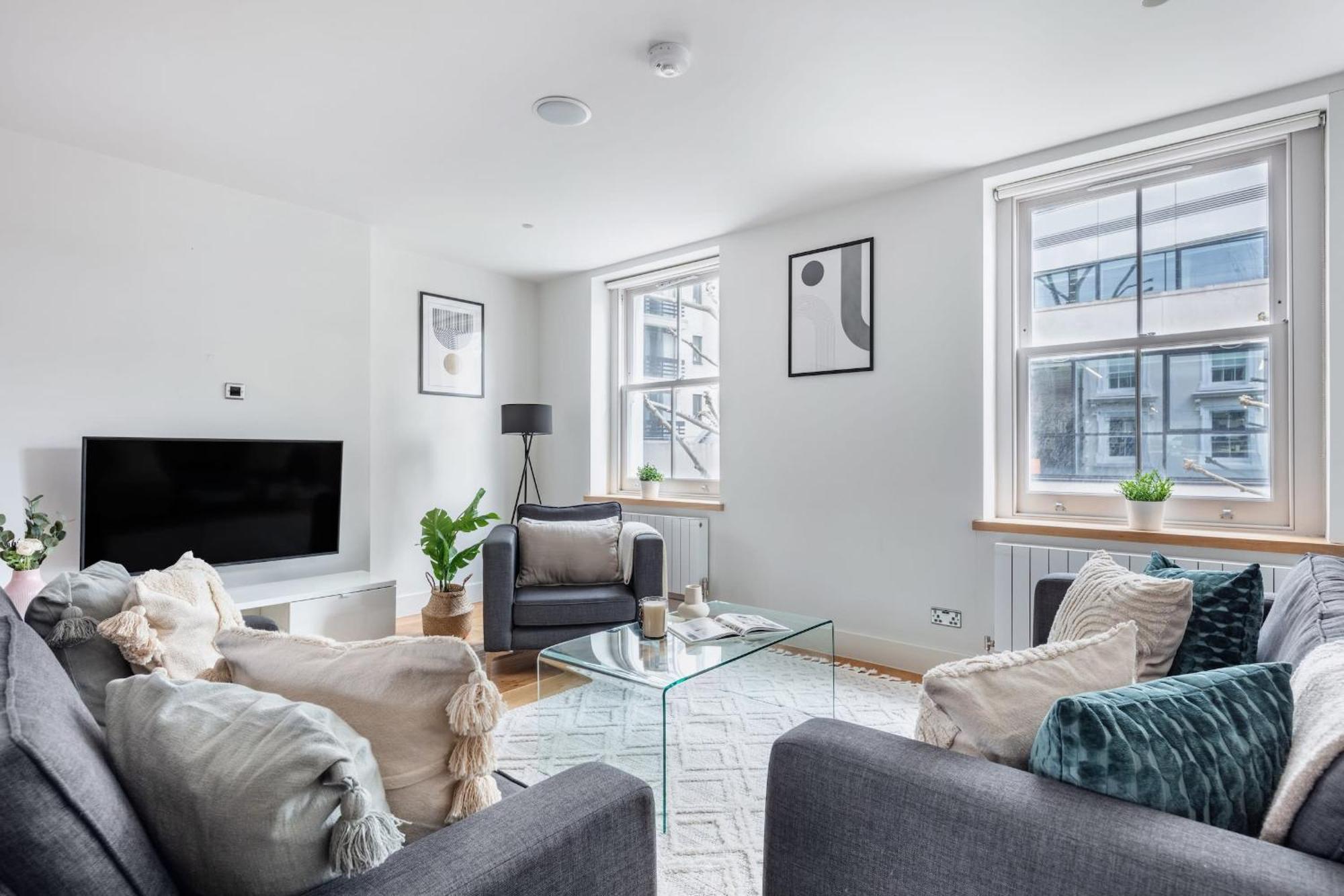 2Br In Soho - Charlotte Street - Cityapartmentstay Londra Esterno foto